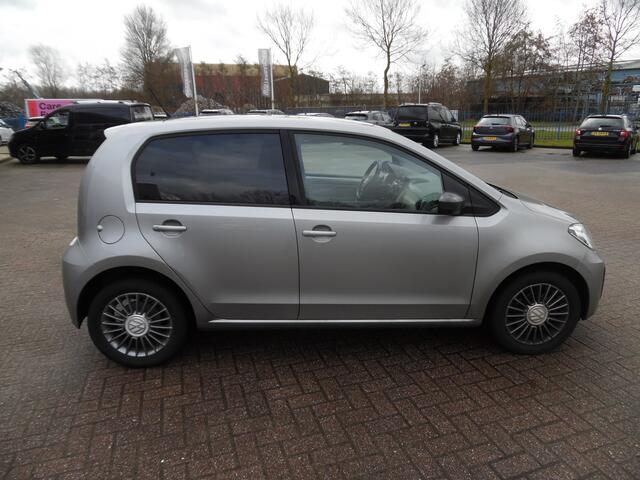 Volkswagen UP! 1.0 BMT move up!