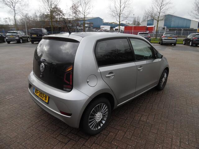 Volkswagen UP! 1.0 BMT move up!