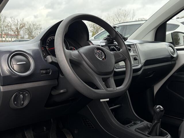 Volkswagen UP! 1.0 BMT move up! Airco, DAB, 5-Deurs, Rijklaar met beurt & garantie!