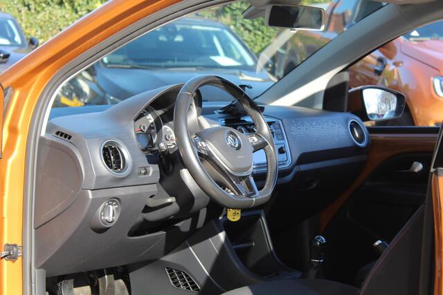 Volkswagen UP! 1.0 BMT Sound//Cruise//Airco//Stoelverwarming!!