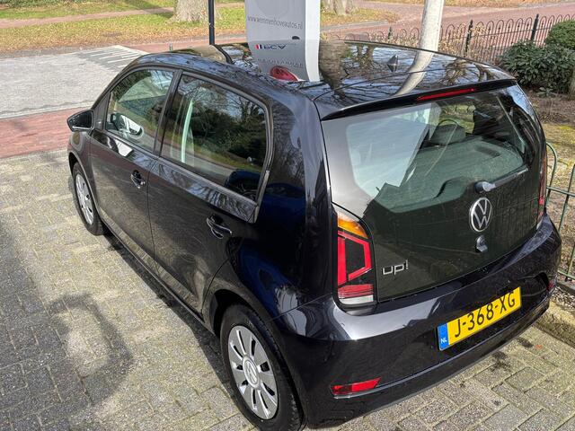 Volkswagen UP! 1.0 BMT move up!