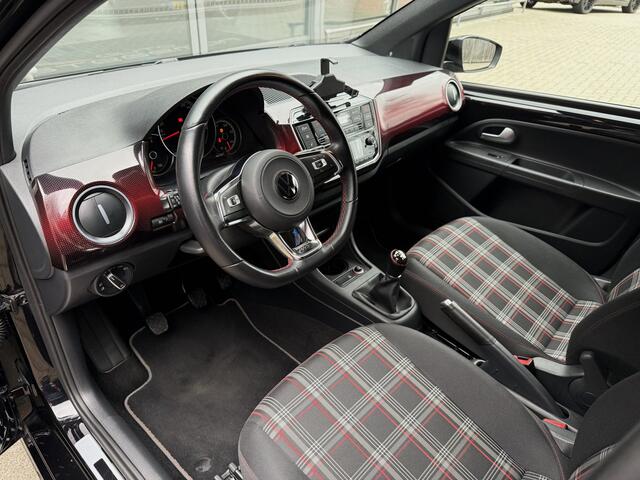 Volkswagen UP! 1.0 TSI GTI 116PK *!* ECC/ BEATS/ NAVIGATIE/ 17 INCH/ STOELVERWARMING *!*