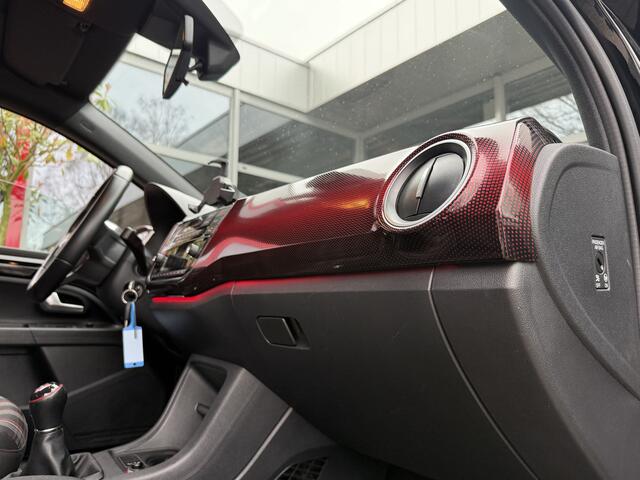 Volkswagen UP! 1.0 TSI GTI 116PK *!* ECC/ BEATS/ NAVIGATIE/ 17 INCH/ STOELVERWARMING *!*