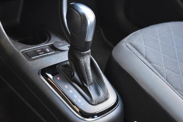 Volkswagen UP! e-up! Style Sport | All-seasons | Stoelverwarming | Camera | 12 mnd BOVAG garantie | Whatsapp 06-53188999