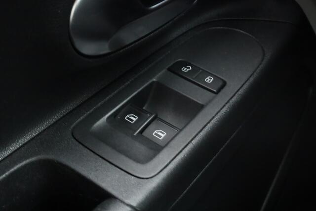 Volkswagen UP! 1.0 move up! | Airco | PDC A | Bluetooth | Licht- Regensensor