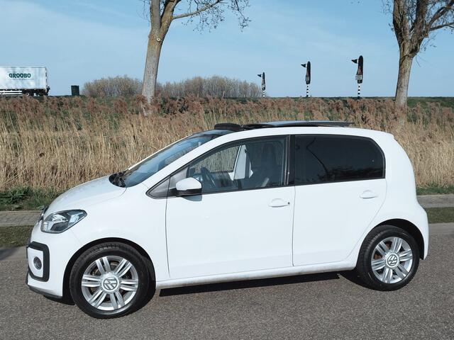 Volkswagen UP! 1.0 TSI BMT high up! ** PANO DAK ** Clima ** Cruise **