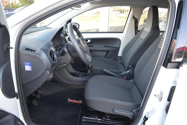 Volkswagen UP! 1.0 66PK Move Up! ? Orig. NL ? NAP ? BT ?