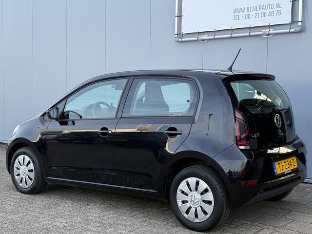 Volkswagen UP! 1.0 BMT move up! Airco/DAB/Bluetooth.