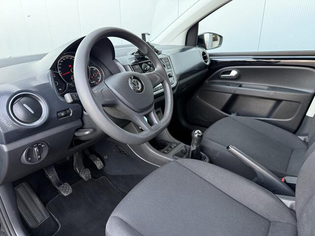 Volkswagen UP! 1.0 BMT move up! Airco/DAB/Bluetooth.