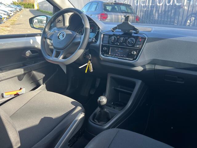 Volkswagen UP! 1.0 65pk Airco bluetooth Lane Assist