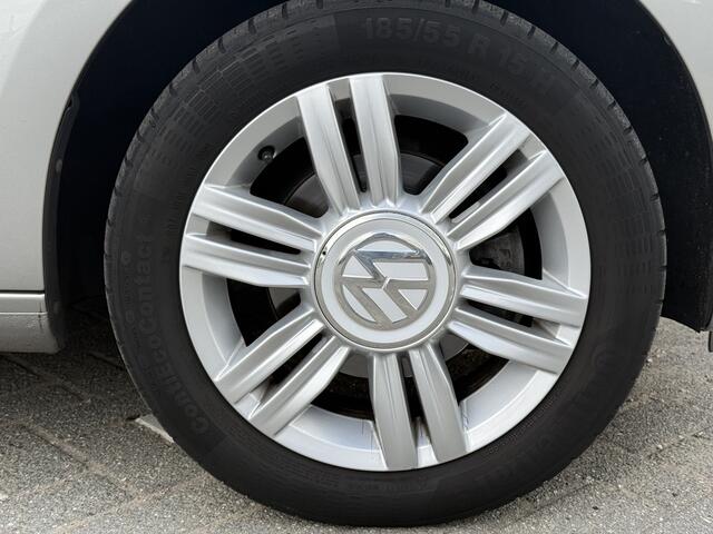 Volkswagen UP! 1.0 BMT high up!