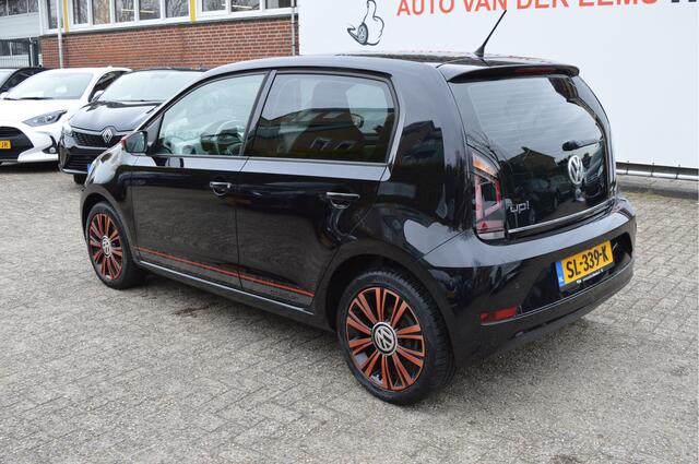 Volkswagen UP! 1.0 BMT high up! NL-Auto / Schuifdak /