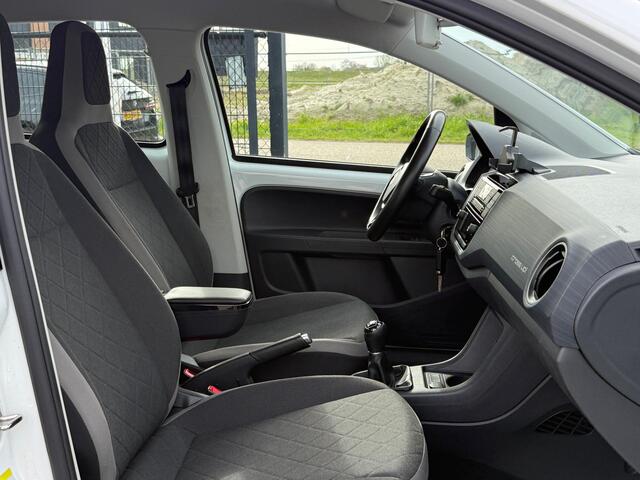 Volkswagen UP! 1.0 BMT 75pk cross up! | Cruise control | Climate control | 5 Deurs | Stoelverw.