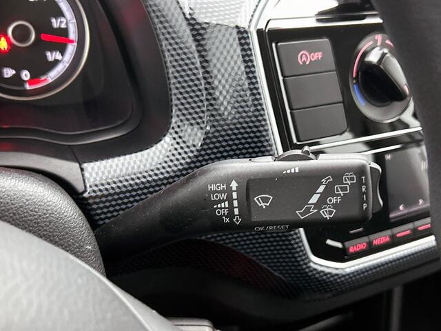 Volkswagen UP! 1.0 BMT move up! | Airco | DAB |