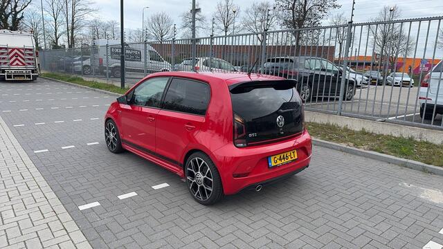 Volkswagen UP! GTI 1.0 TSI 115pk | Pano | Camera | Stoelverw. | 17" | Cruise