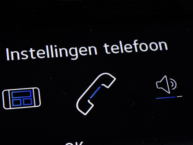 Volkswagen UP! 1.0 TSI 115pk GTI · Camera · P-Sensoren · Cruise Control · Stoelverwarming · Climatronic · 17'' Inch ·