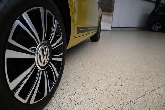 Volkswagen UP! 1.0 TSI 90pk High Up! Club | Clima | Cruise | Two-tone | 100% (Dealer) onderhouden label