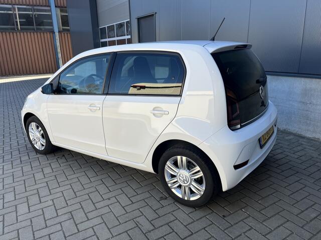 Volkswagen UP! 1.0 BMT high up!