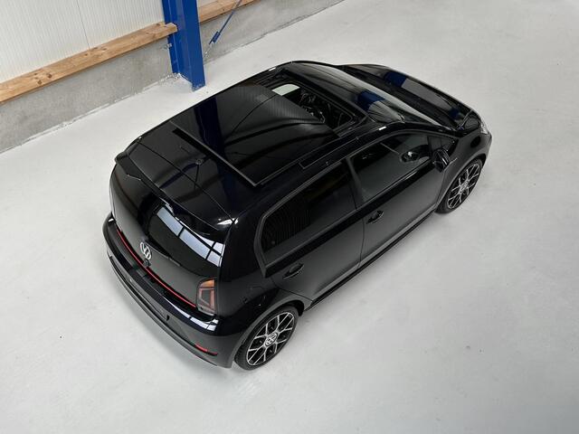 Volkswagen UP! 1.0 TSI GTI - 38.000 KM - DEALER ONDERHOUDEN - PANORAMADAK - STOELVERWARMING - CRUISE CONTROL - PARKEERCAMERA