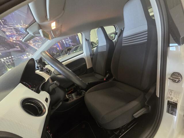 Volkswagen UP! 1.0 BMT move up!