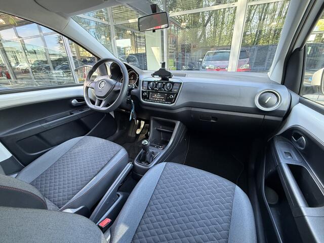 Volkswagen UP! 1.0 BMT 75PK! *!* AIRCO/ NAVI/ LMV/ STOELVERWARMING *!*