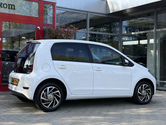 Volkswagen UP! 1.0 BMT 75PK! *!* AIRCO/ NAVI/ LMV/ STOELVERWARMING *!*
