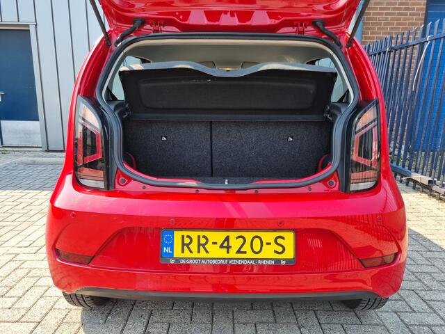 Volkswagen UP! AUTOMAAT, AIRCO, 4 DEURS 1.0 BMT move up!