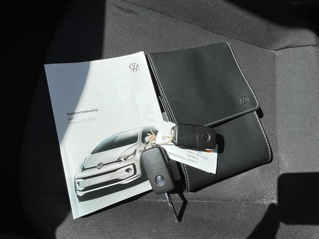 Volkswagen UP! 1.0 BMT move up! | Nieuw Binnen! | Rijklaar | 5 Deurs | Airco