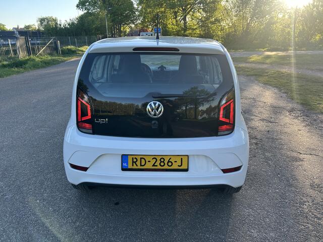 Volkswagen UP! 1.0 BMT move up! Airco Cv App Nap
