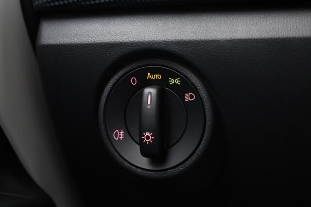 Volkswagen UP! 1.0 BMT move up! | Orgi. NL | Bluetooth | DAB | Licht- Regensensor | |Airco | 15'' LMV |