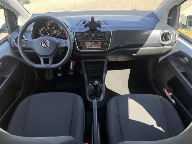 Volkswagen UP! 1.0 2e Pinksterdag open 09.30 - 17.00 uur