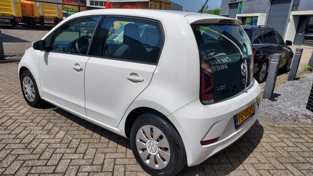 Volkswagen UP! 1.0i 12V 5-deurs / met nieuwe APK en onderhoudsbeurt