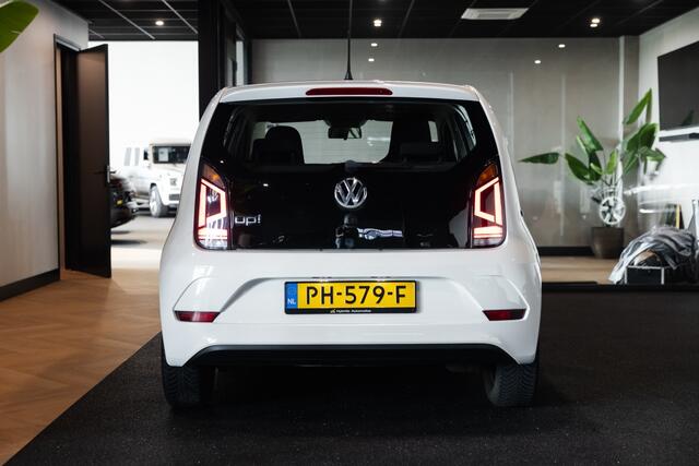 Volkswagen UP! 1.0 BMT move up! | Airco | DAB |