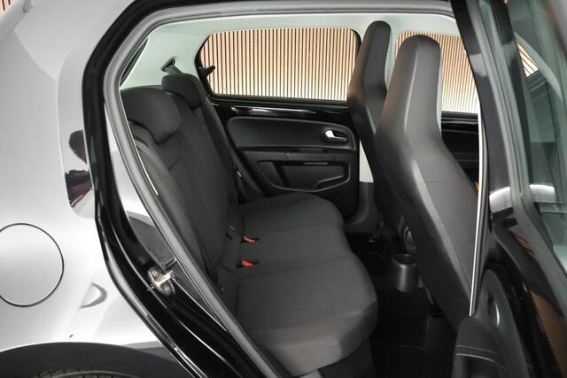 Volkswagen UP! 1.0 BMT 60pk move up! Airco DAB