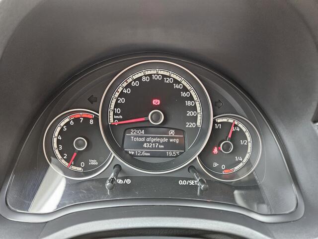 Volkswagen UP! 1.0 Move up!