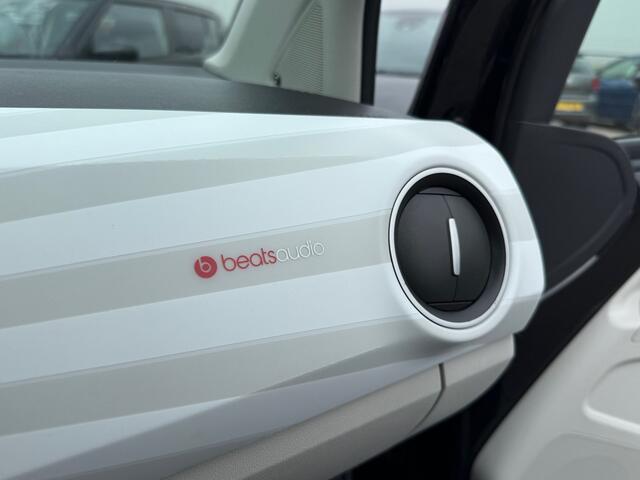 Volkswagen UP! 1.0 TSI 90pk Beats up! | Panodak | Parkeersens. | 5 Deurs | Stoelverw. |