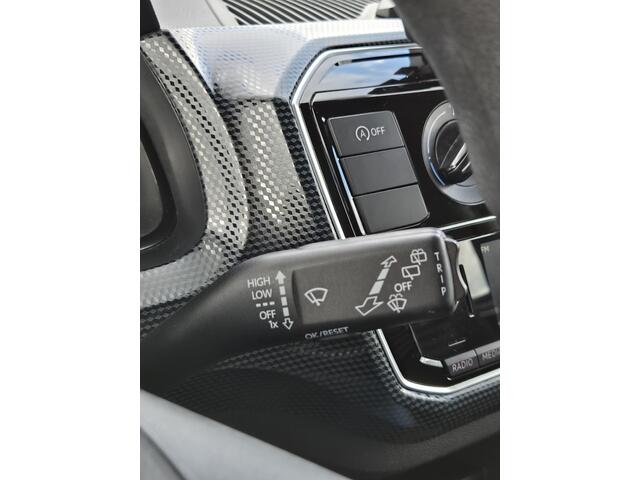 Volkswagen UP! 1.0 Mooie auto!