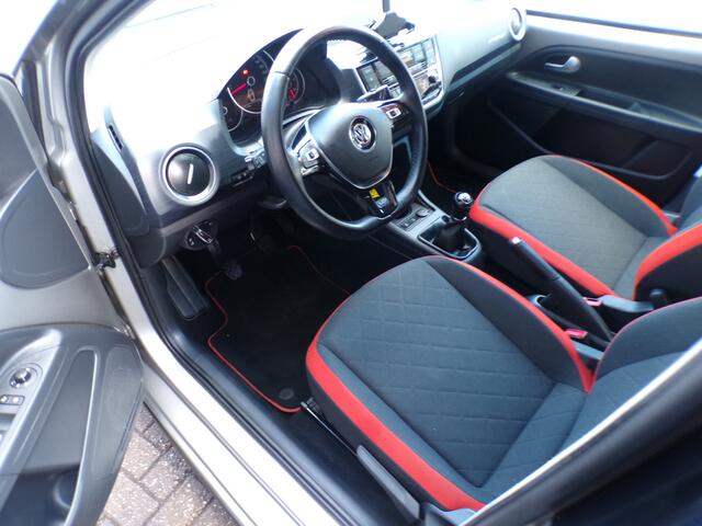 Volkswagen UP! 1.0 TSI 5-Drs cross up! TOP STAAT,DEALER ONDERHOUDEN!
