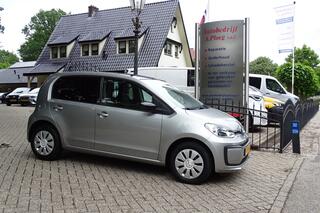 volkswagen-up!-1.0-bmt-move-up!-cli
