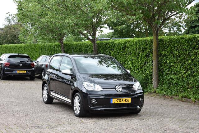 Volkswagen UP! 1.0 Club Up! Carplay stoelverwarm. Topstaat! Grarantie