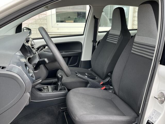 Volkswagen UP! 1.0 BMT move up! / AIRCO/ AUTO-VERLICHT./ ZEER ZUINIG/ BLUETOOTH/ DAB/