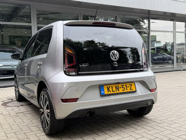 Volkswagen UP! 1.0 TSI 90PK! *!* HIGH UP *!* NAVI/ CAMERA/ 16 INCH/ CRUISE/ STOELVERWARMING *!*
