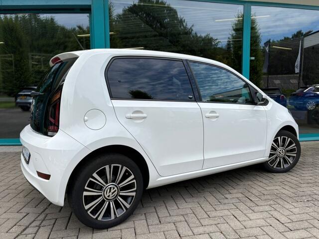 Volkswagen UP! 1.0 UP! SOUND Airco, LED, PDC, 16Inch