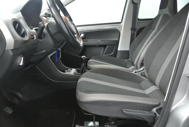 Volkswagen UP! 1.0 BMT high up! | Winterpakket | Dakpakket | 15" Velgen |