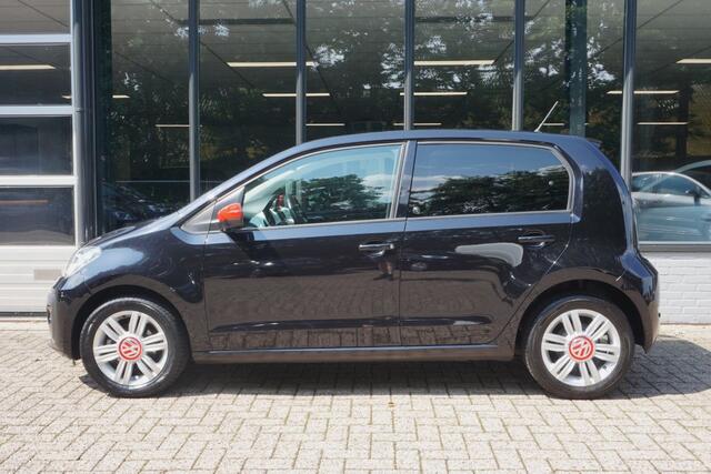 Volkswagen UP! 1.0 BMT Beats Up!