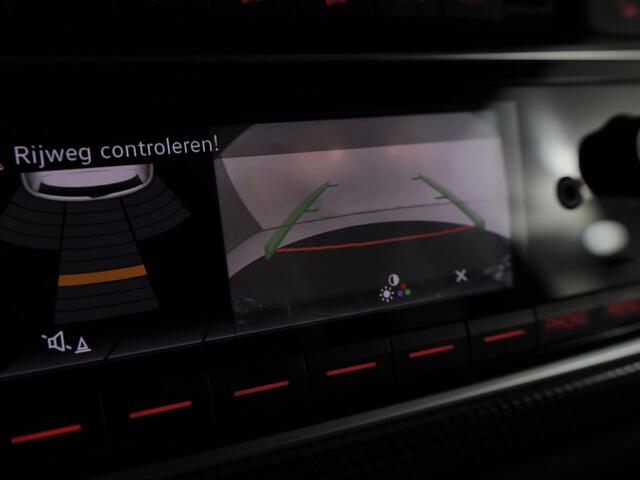 Volkswagen UP! 1.0 Move Up! 65 pk | Navigatie via App | Parkeersensoren achter | Achteruitrijcamera | Cruise control | Autom. airco | Stoelverwarming |