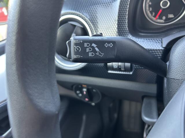 Volkswagen UP! 1.0 BMT up! Clima Cruis Pdc App Stoel verwarming Lm 2019