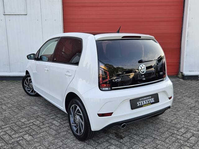 Volkswagen UP! 1.0 TSI BMT high up! 5-Deurs | Cruisec. | PDC | Rijklaar inclusief 1 jaar BOVAG garantie!