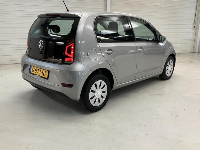 Volkswagen UP! 1.0 BMT move up! / Nederlandse Auto / Netjes Onderhouden / All Seasonbanden / Parkeersensoren / Cruise Control / Airco / Bluetooth /