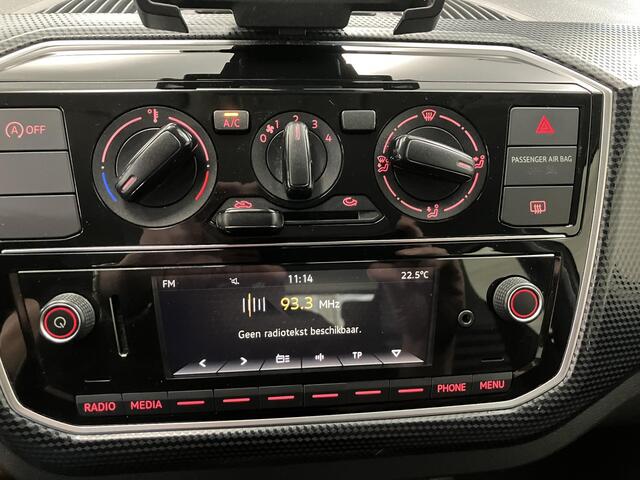 Volkswagen UP! 1.0 BMT move up! / Nederlandse Auto / Netjes Onderhouden / All Seasonbanden / Parkeersensoren / Cruise Control / Airco / Bluetooth /